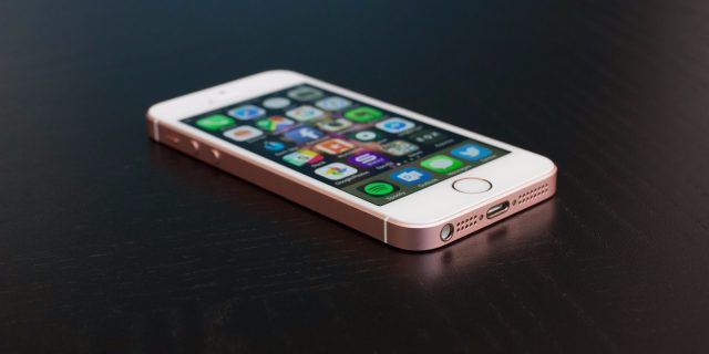Apple объяснил инвесторам причины снижения темпов продаж iPhone