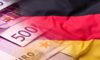 евро и флаг германии